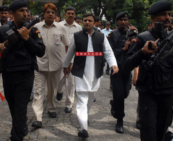 UP CM Akhilesh Yadav arrived in Hotel Taj West End in Bangalore, today