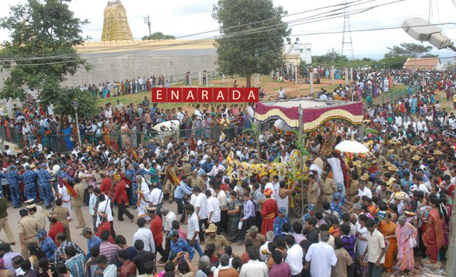 Thousands of devotees actively participated in the celebrations