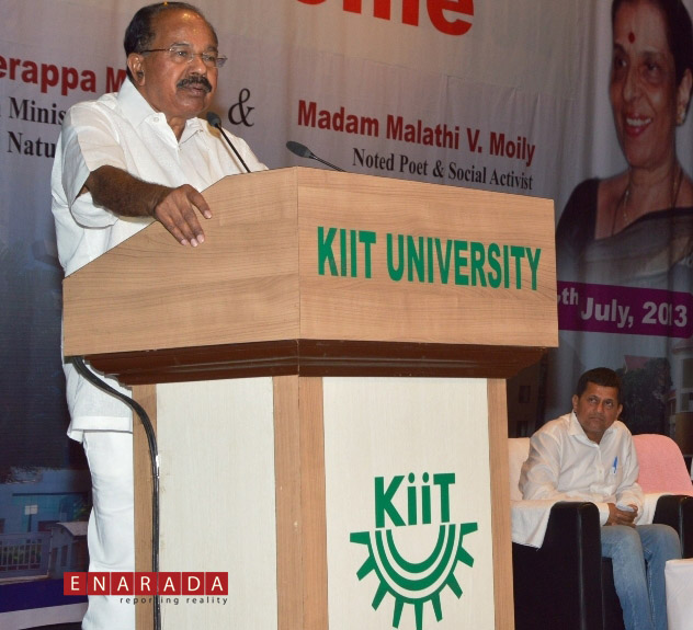 Union Minister for Petroleum and Natural Gas Dr. Veerappa Moily  visited KIIT & KISS today.He lauded the efforts of  Founder of KIIT & KISS, Achyuta Samanta for his efforts to provide 20000 Tribal Children Education, Health care, Food , Accommodation Free of Cost.